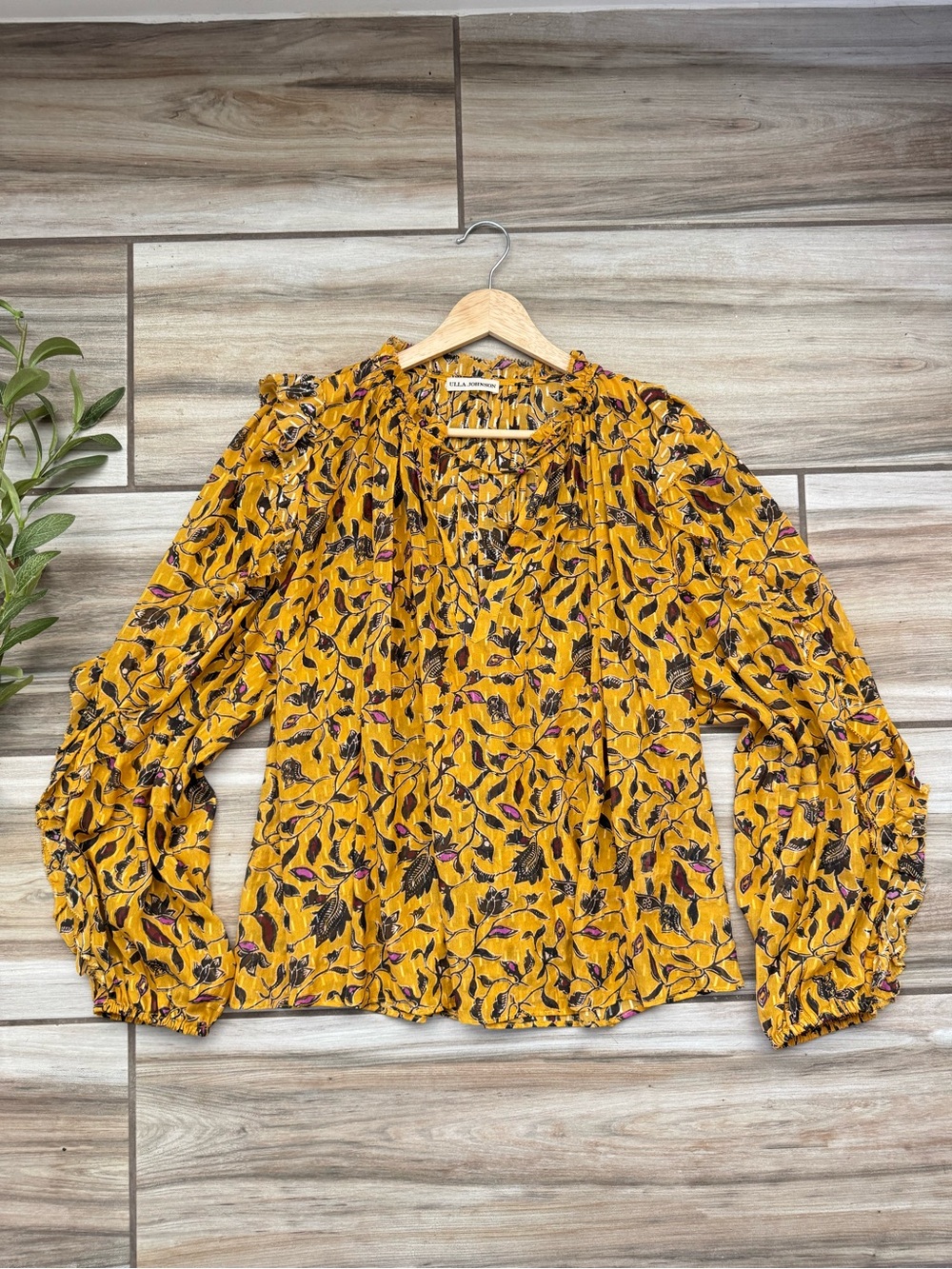 Ulla Johnson Calista Blouse Size 8 Ochre Floral Silk Lurex Ruffle Boho